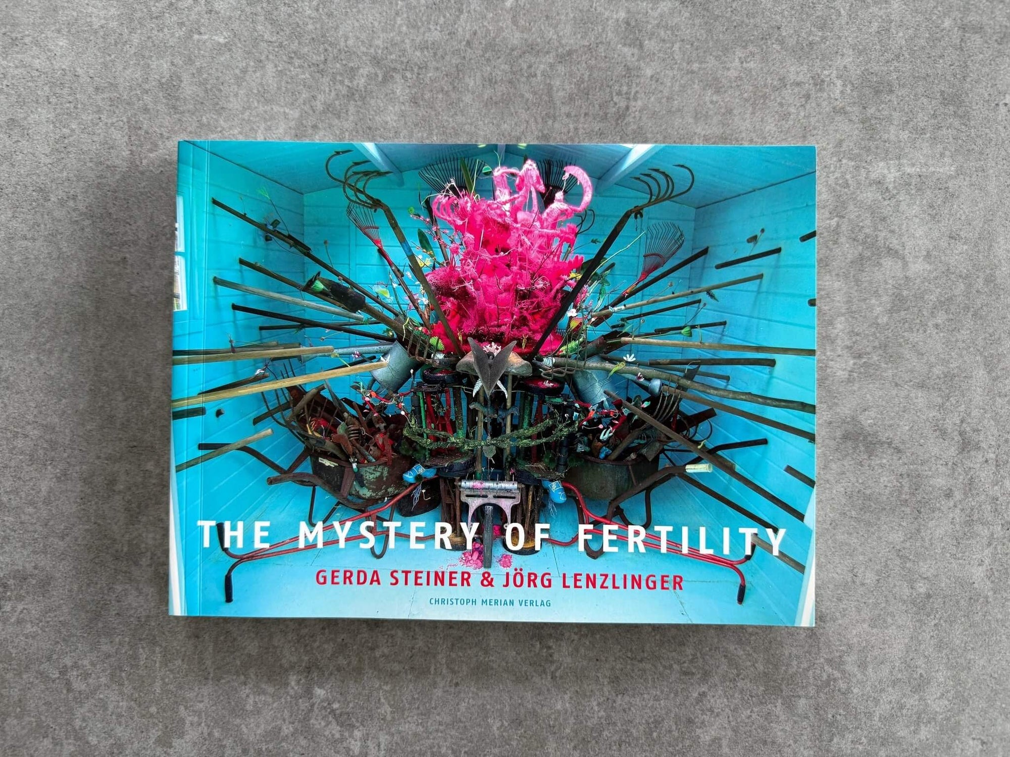 Gerda Steiner & Jörg Lenzlinger | The mystery of fertility | SIGNÉ - KaPaBooks